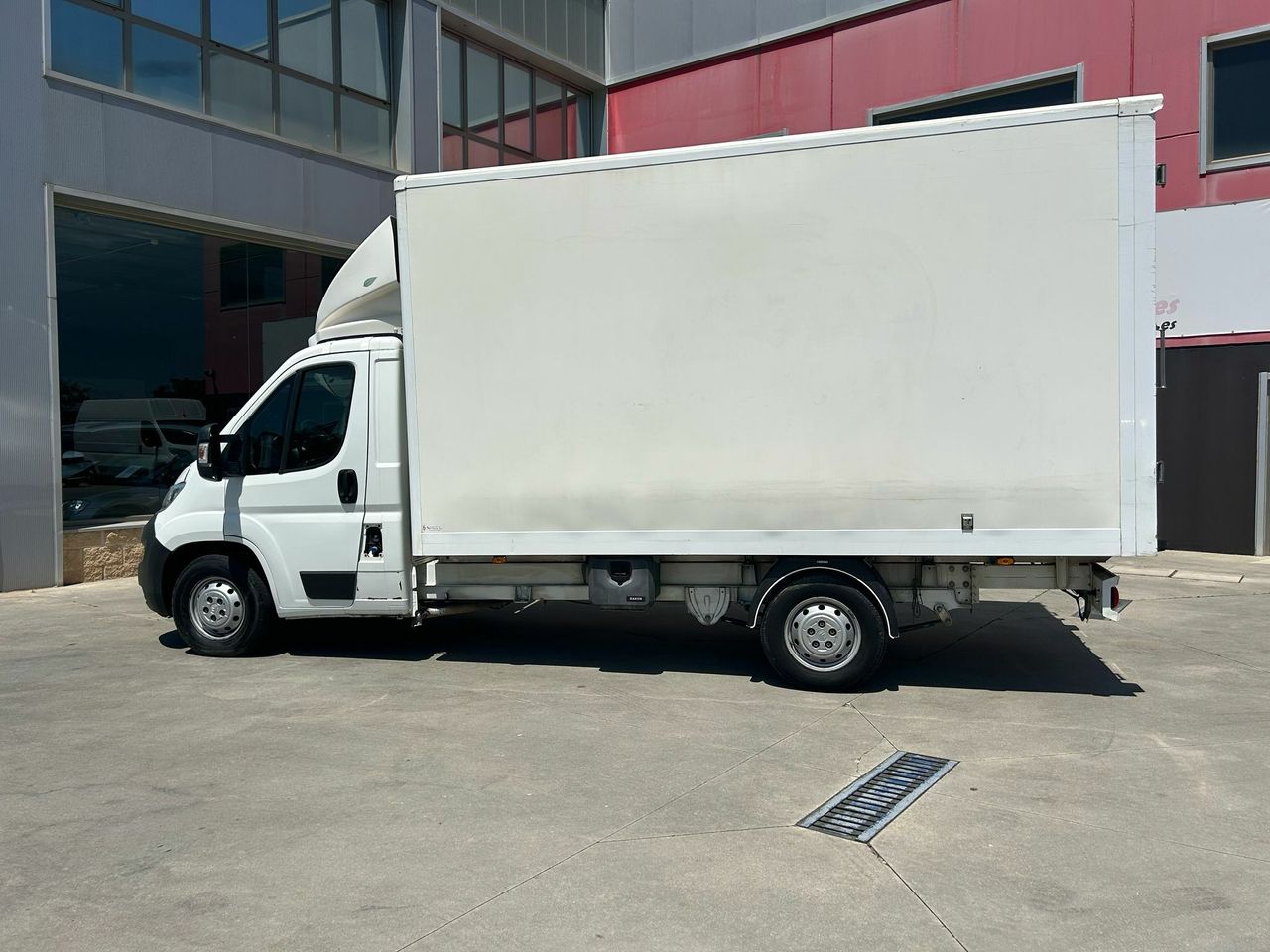 Citroën Jumper 165 CV CARROZADA  - Foto 2