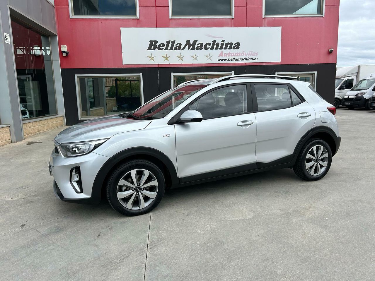 Kia Stonic 1.0 T-GDi 74kW (100CV) MHEV iMT Drive - Foto 2
