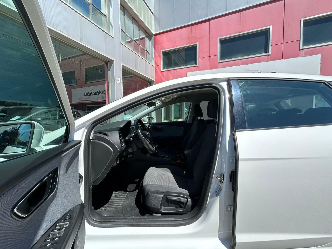 Seat Leon 1.6 TDI 85kW (115CV) St&Sp Style - Foto 2