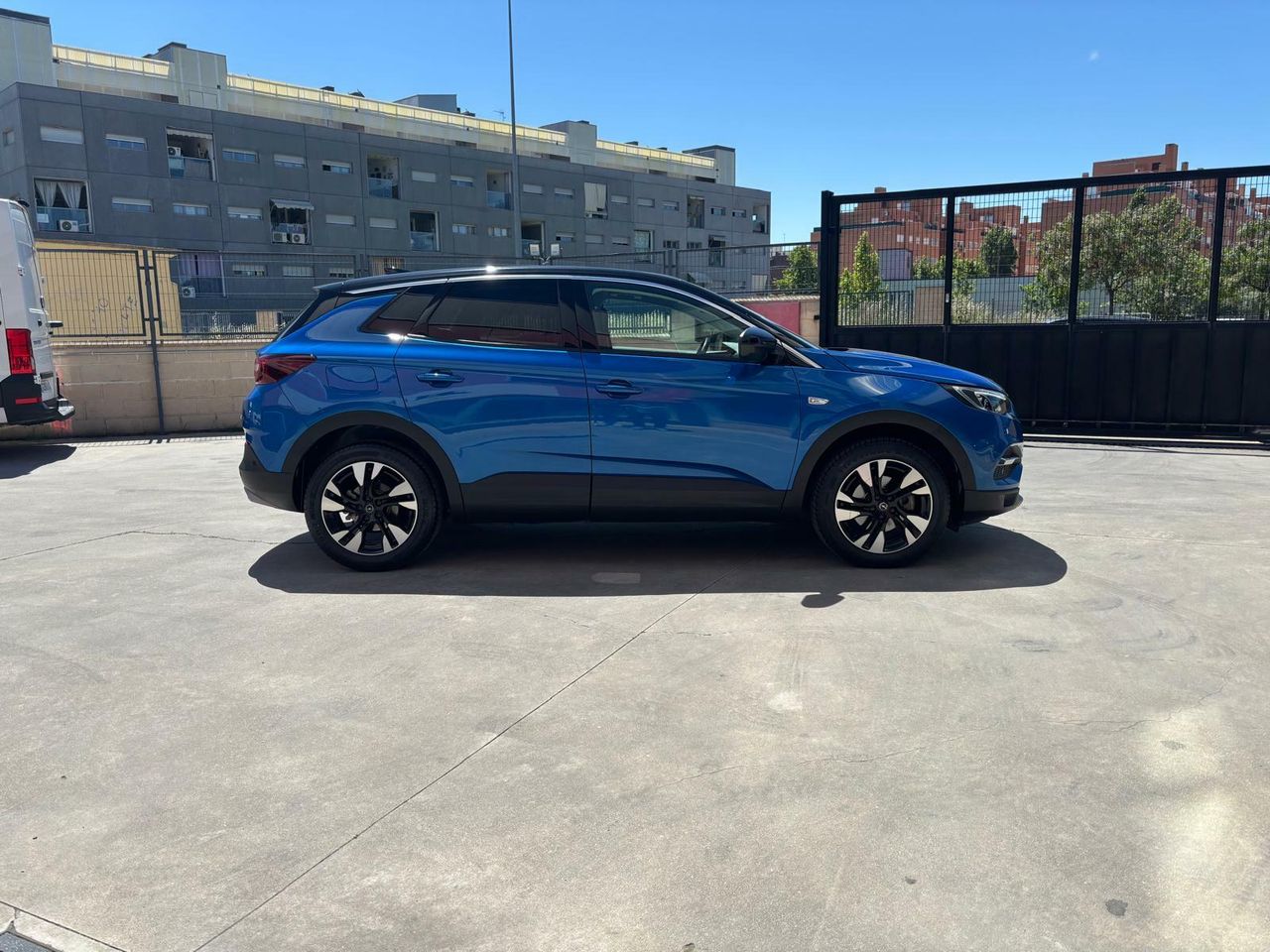 Opel Grandland X 1.2 Turbo Ultimate Auto - Foto 2