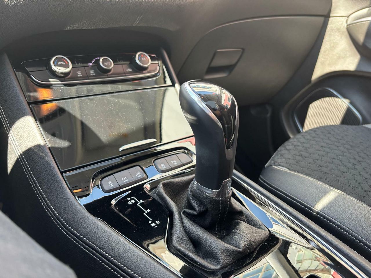 Opel Grandland X 1.2 Turbo Ultimate Auto - Foto 2
