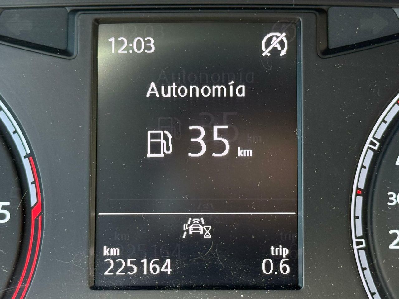 Volkswagen T-Roc Advance 2.0 TDI 110kW (150CV) - Foto 2