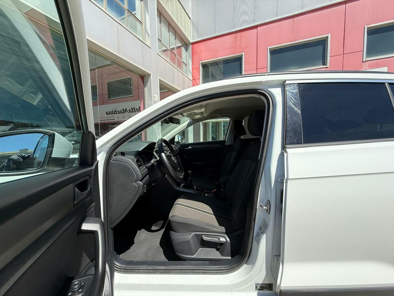 Volkswagen T-Roc Advance 2.0 TDI 110kW (150CV) - Foto 2