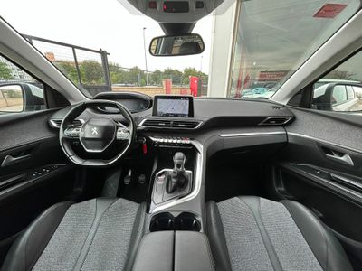 Peugeot 5008 Allure 1.2L PureTech 96kW (130CV) S&S