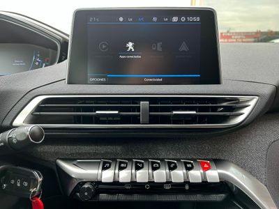 Peugeot 5008 Allure 1.2L PureTech 96kW (130CV) S&S