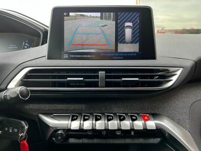 Peugeot 5008 Allure 1.2L PureTech 96kW (130CV) S&S