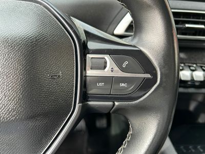Peugeot 5008 Allure 1.2L PureTech 96kW (130CV) S&S
