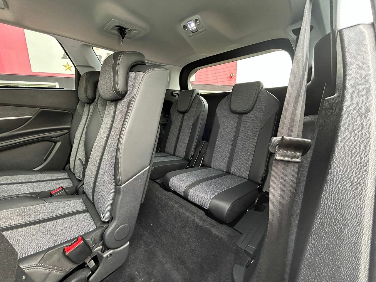 Peugeot 5008 Allure 1.2L PureTech 96kW (130CV) S&S - Foto 2