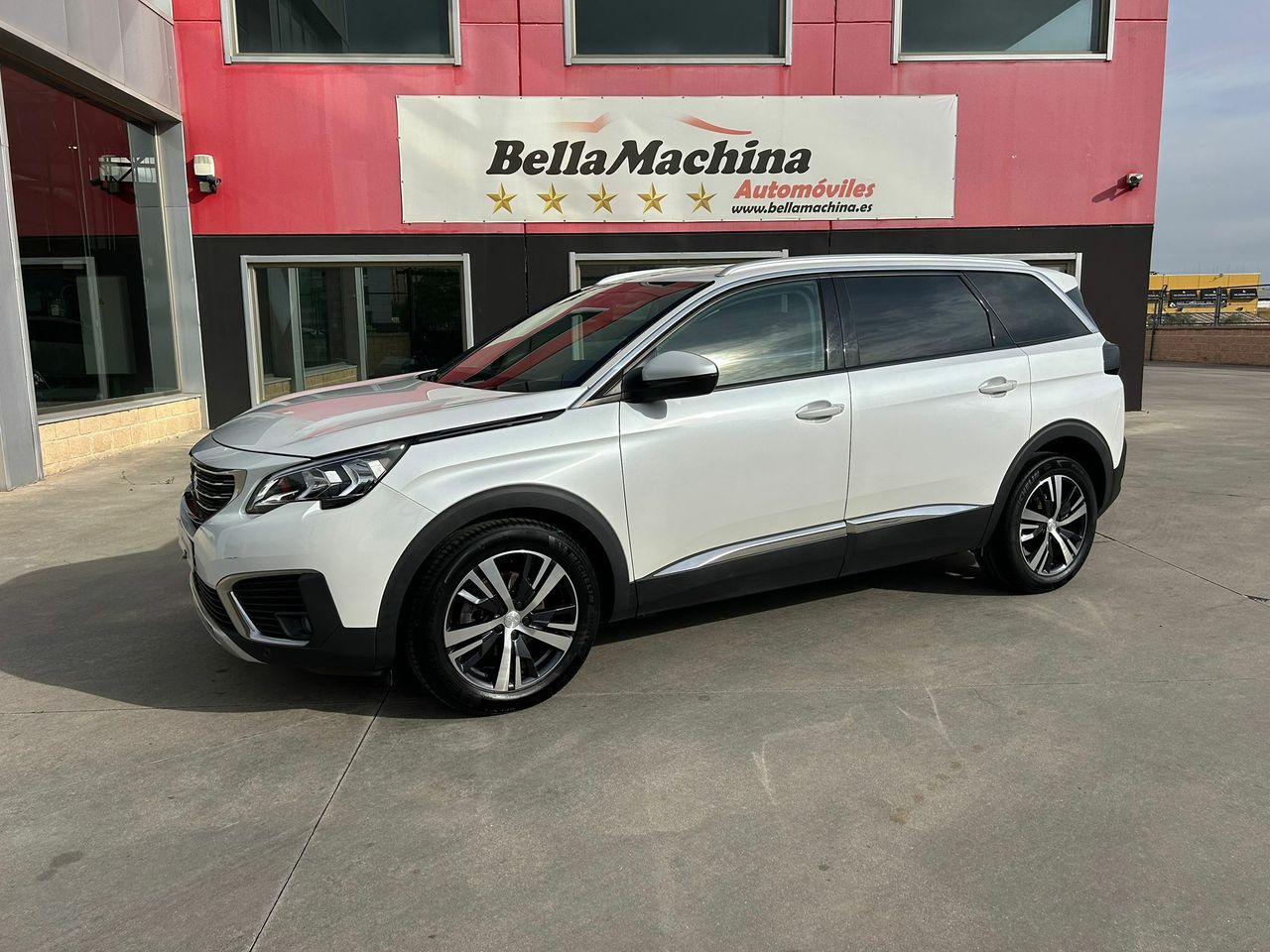 Peugeot 5008 Allure 1.2L PureTech 96kW (130CV) S&S - Foto 2