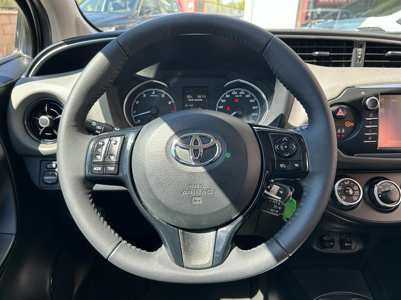 Toyota Yaris 1.5 110 Active Tech - Foto 2