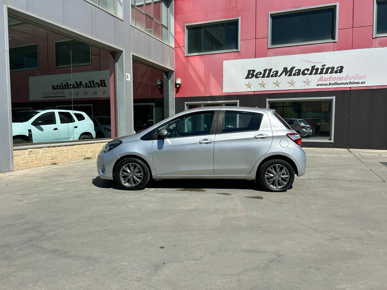 Toyota Yaris 1.5 110 Active Tech - Foto 2