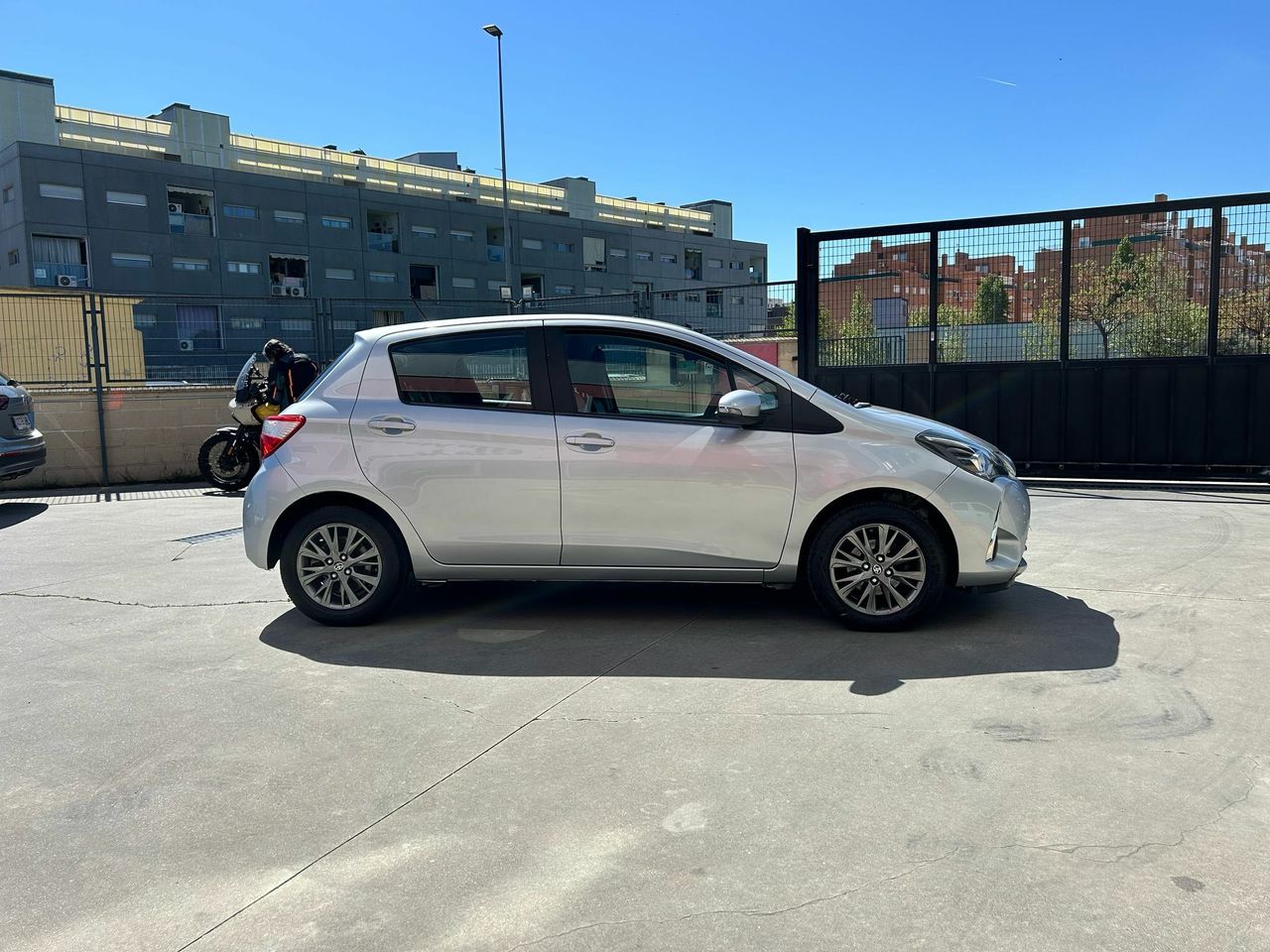 Toyota Yaris 1.5 110 Active Tech - Foto 2