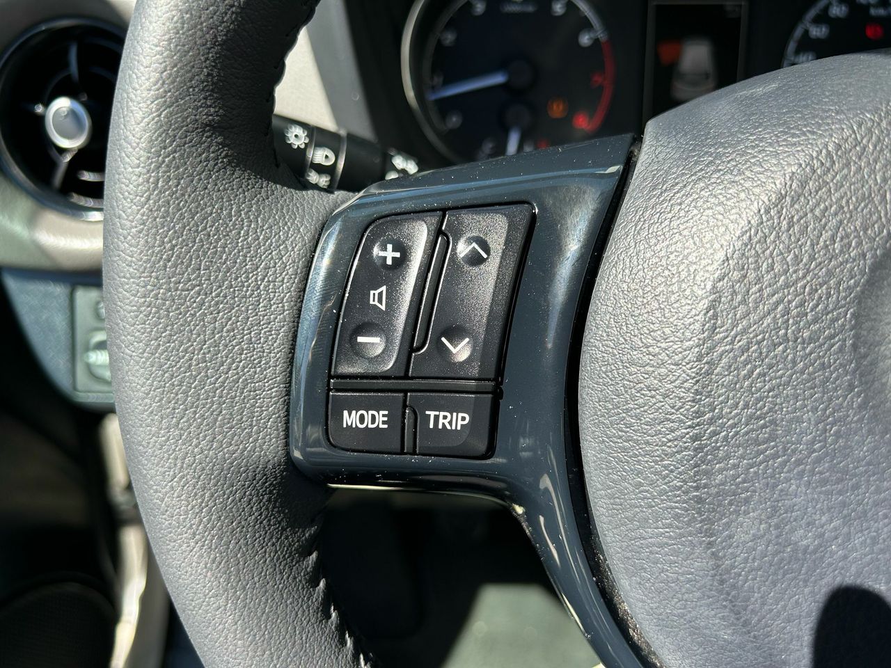 Toyota Yaris 1.5 110 Active Tech - Foto 2