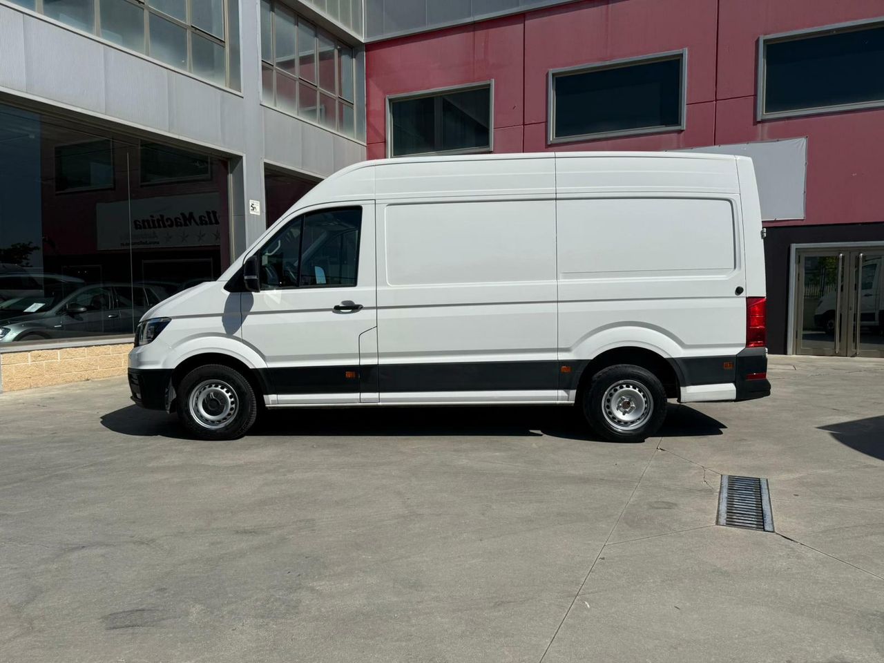 Volkswagen Crafter L3 H2 140 CV  - Foto 2