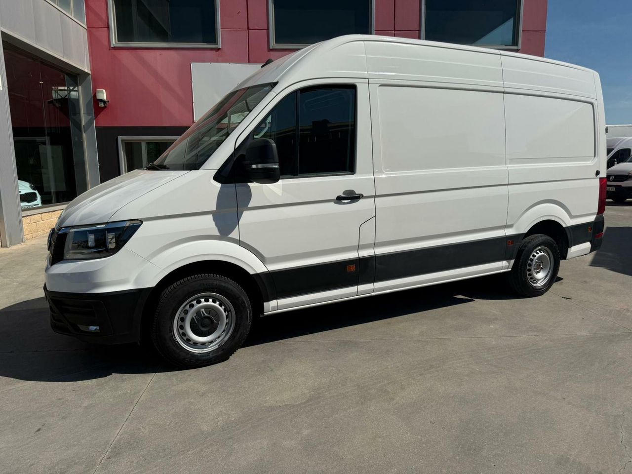 Volkswagen Crafter L3 H2 140 CV  - Foto 2