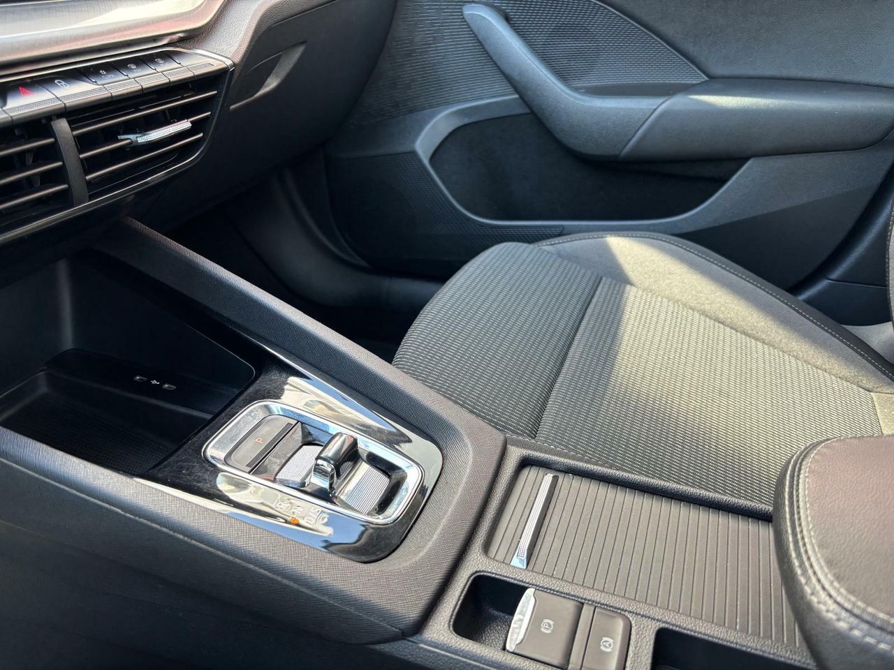 Skoda Octavia 1.5 TSI m-HEV 110kW (150CV) DSG Ambition - Foto 2