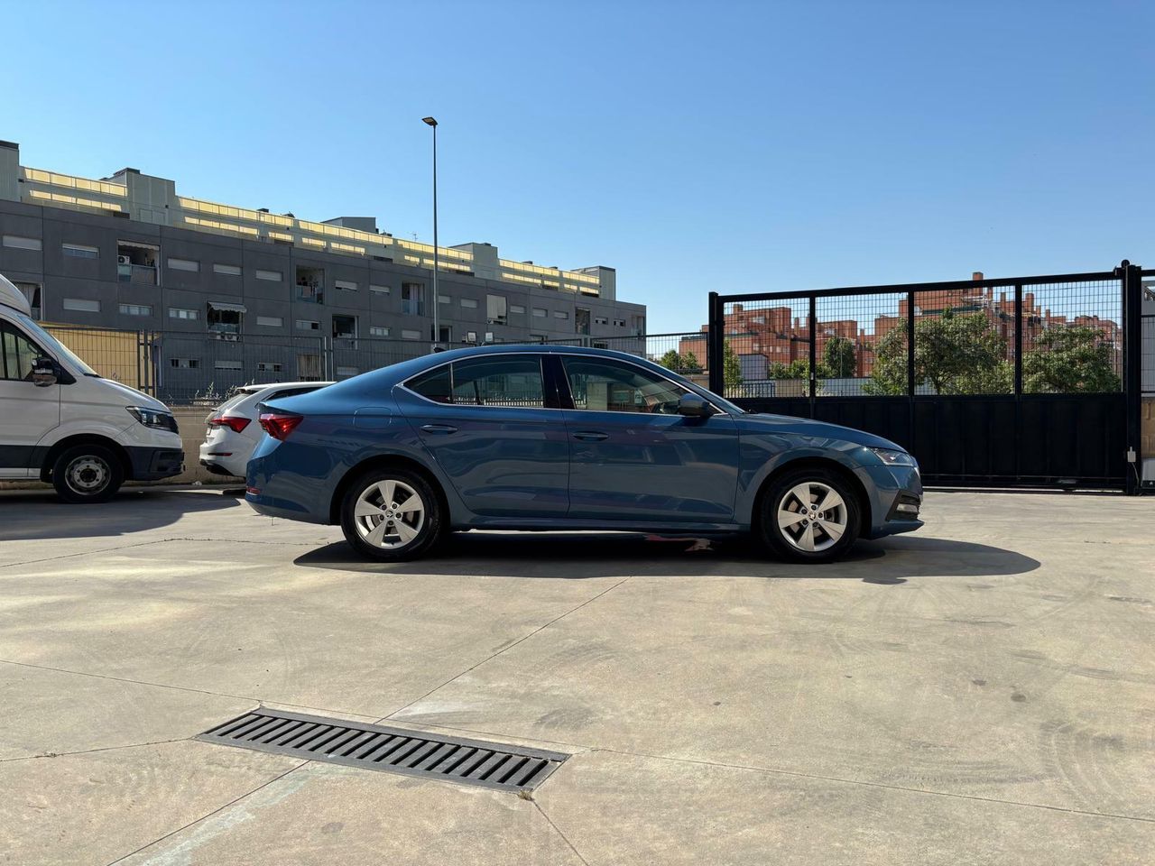 Skoda Octavia 1.5 TSI m-HEV 110kW (150CV) DSG Ambition - Foto 2