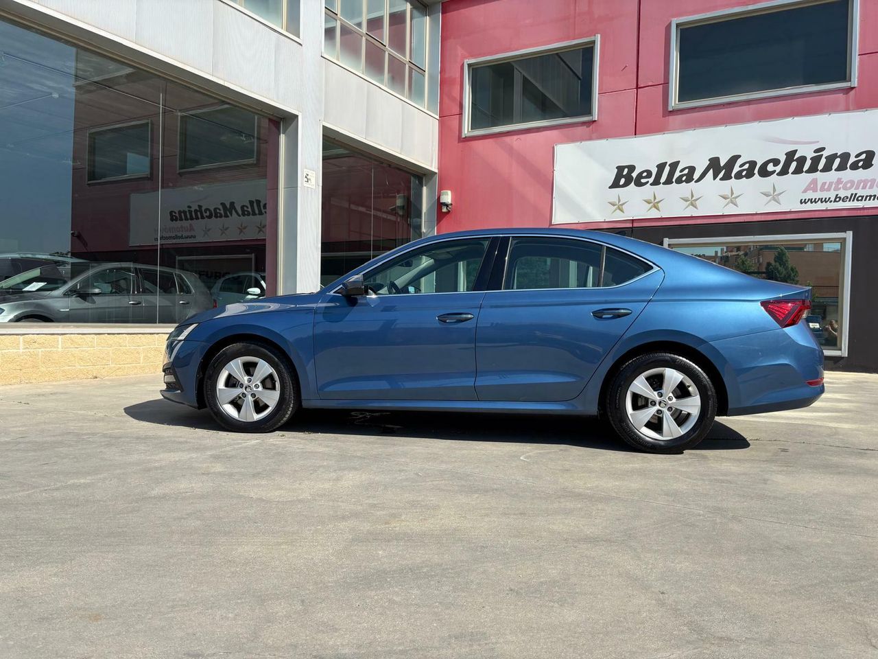 Skoda Octavia 1.5 TSI m-HEV 110kW (150CV) DSG Ambition - Foto 2