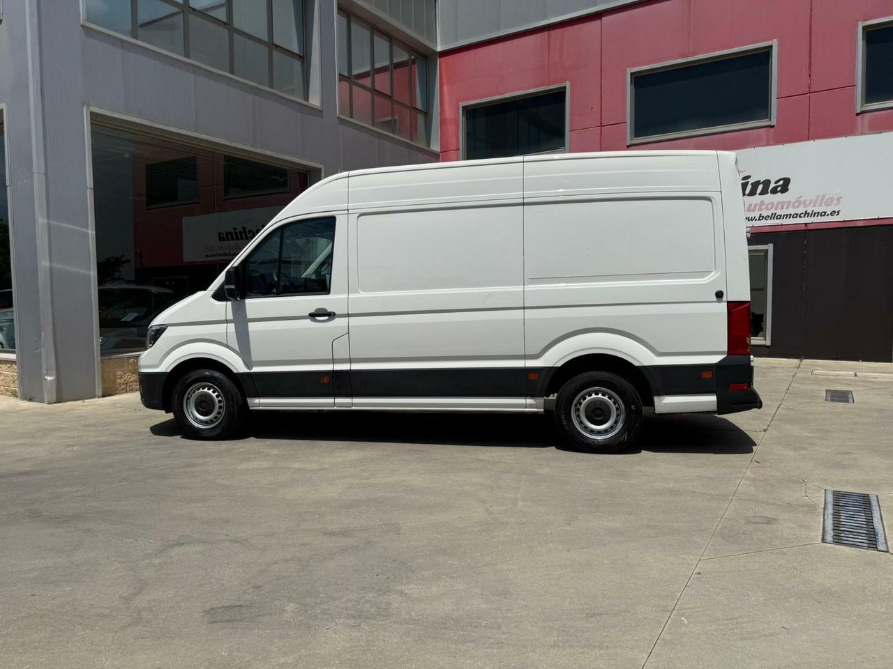 Volkswagen Crafter 2.0 TDI L3 H2  - Foto 2