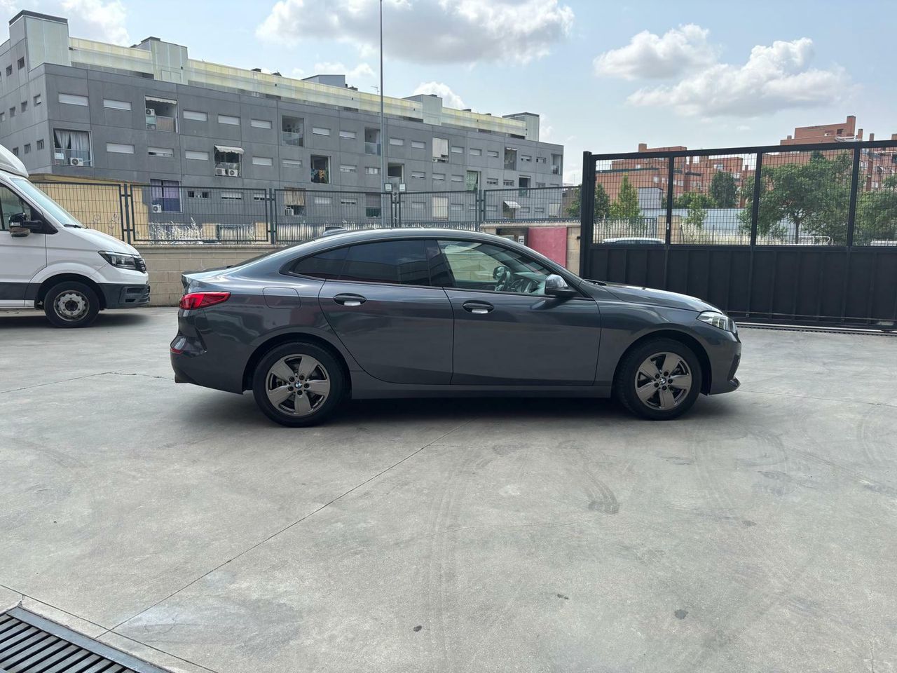 BMW Serie 2 218dA Gran Coupe - Foto 2