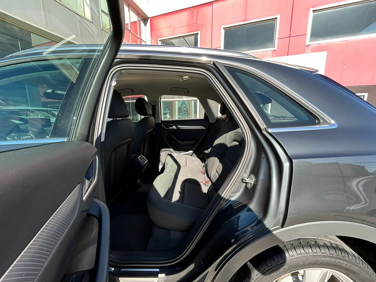 Audi Q3 2.0 TFSI 132kW (180CV) quattro S tronic - Foto 2