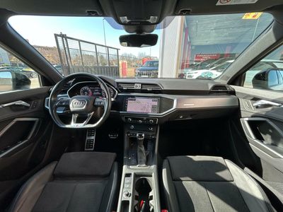 Audi Q3 45 TFSI 169kW S tronic Quattr Black Line
