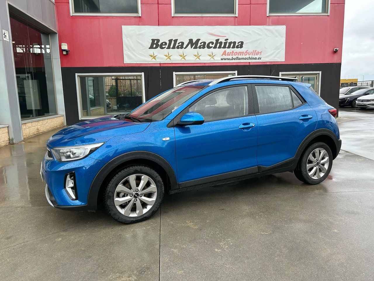Kia Stonic 1.0 T-GDi 74kW (100CV) MHEV iMT GT Line - Foto 2