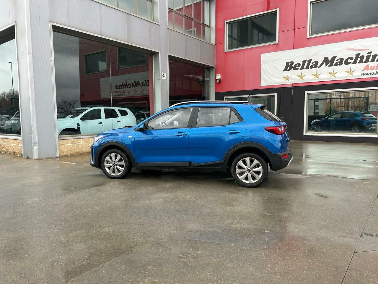 Kia Stonic 1.0 T-GDi 74kW (100CV) MHEV iMT GT Line - Foto 2