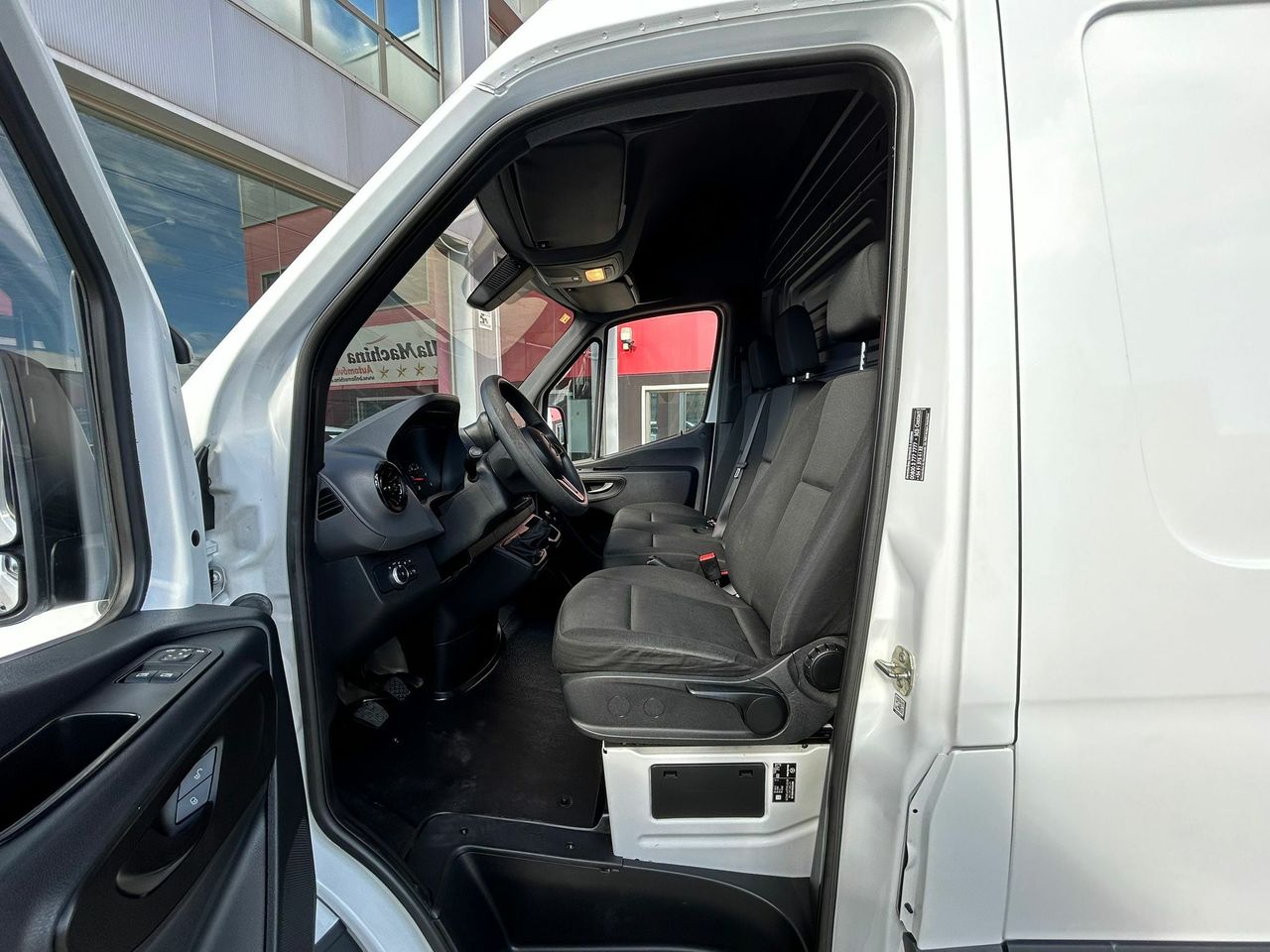 Mercedes Sprinter 314 CDI RWD L2 H2  - Foto 2