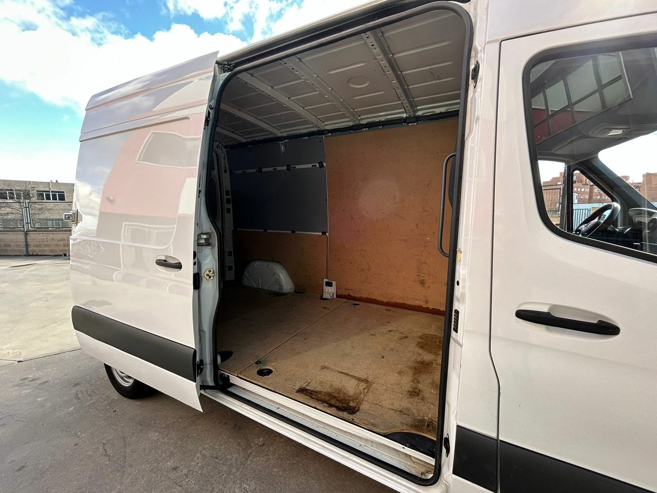 Mercedes Sprinter 314 CDI RWD L2 H2  - Foto 2