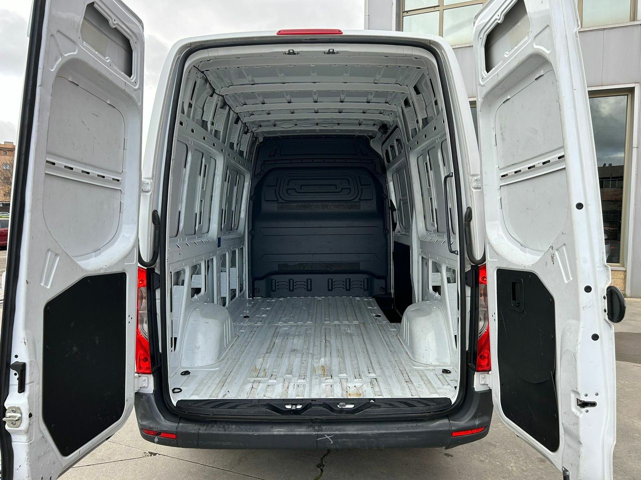 Mercedes Sprinter 314 CDI RWD L2 H2  - Foto 2