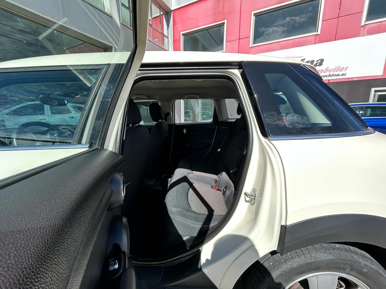 MINI MINI COOPER 5 PUERTAS - Foto 2
