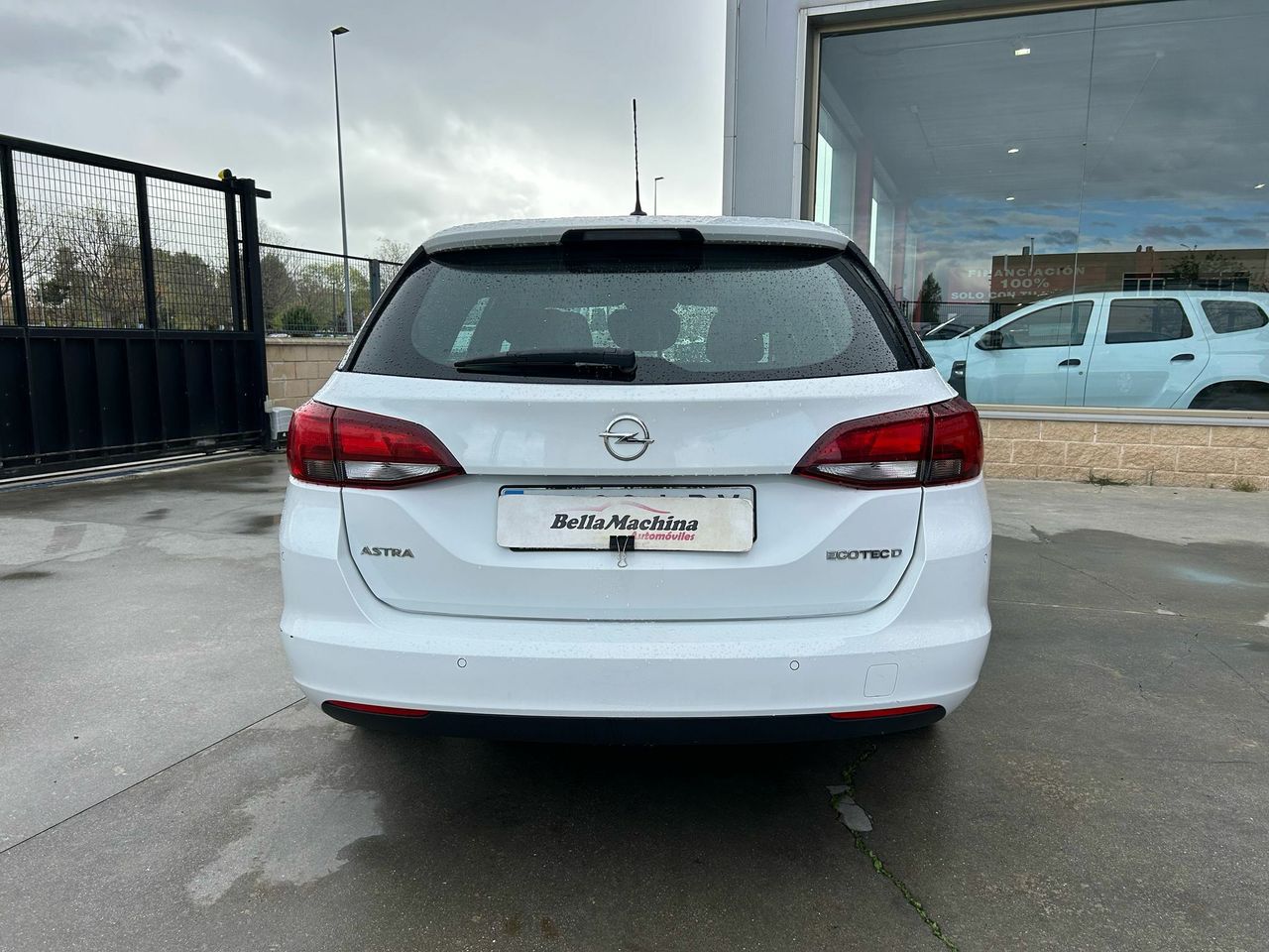 Opel Astra 1.6 CDTi S/S 81kW (110CV) Selective ST - Foto 2
