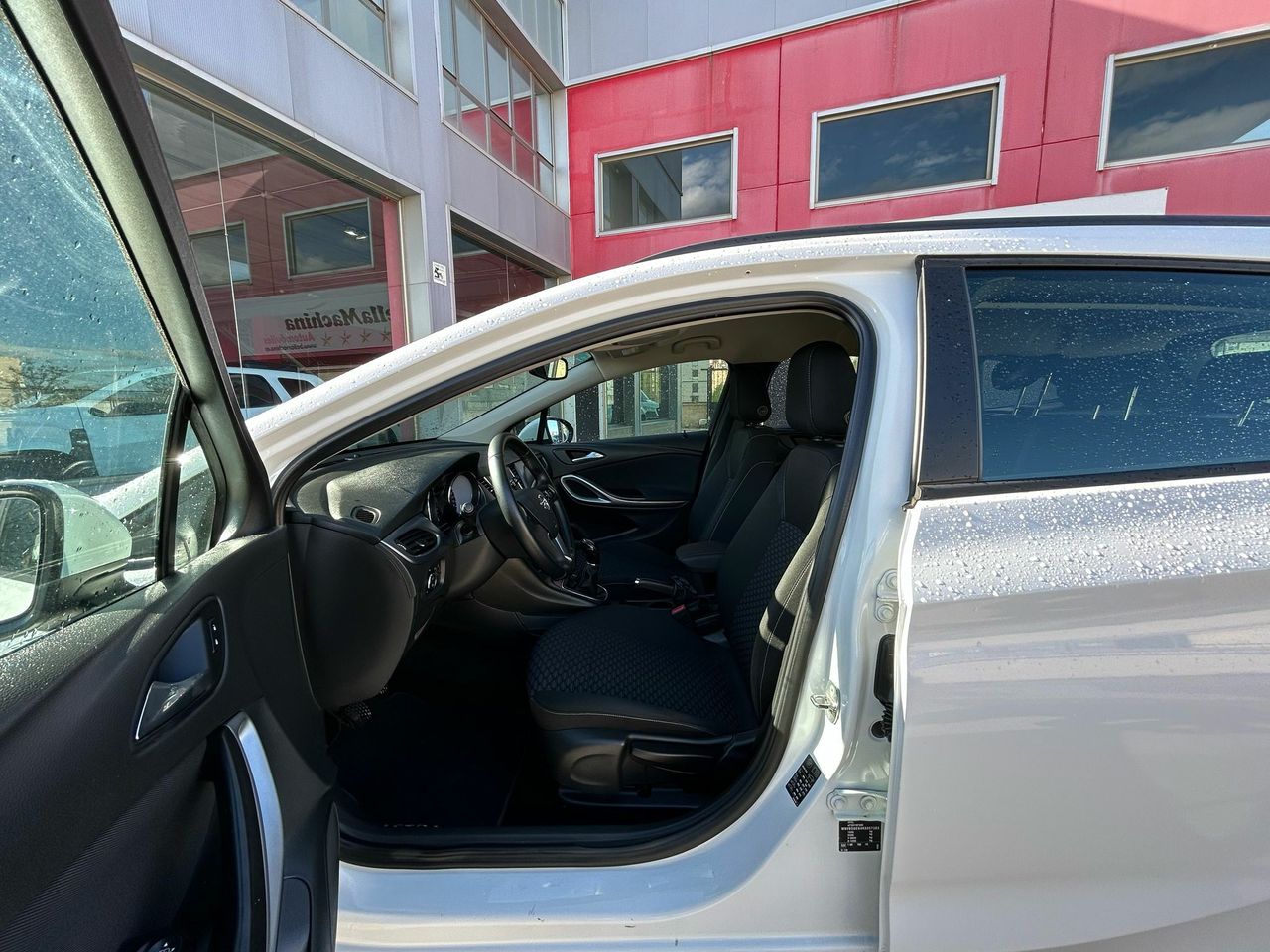 Opel Astra 1.6 CDTi S/S 81kW (110CV) Selective ST - Foto 2