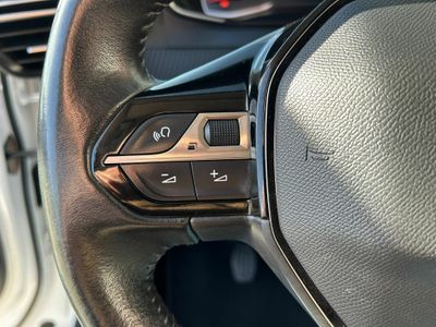 Peugeot 2008 Active BlueHDI 81kW (110CV)