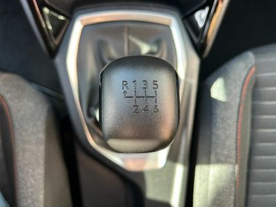 Peugeot 2008 Active BlueHDI 81kW (110CV)