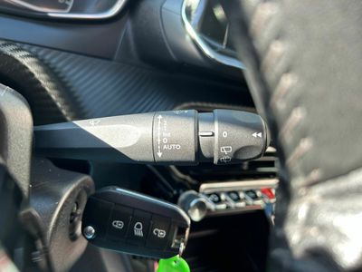 Peugeot 2008 Active BlueHDI 81kW (110CV)