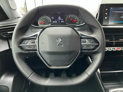 Peugeot 2008 Active BlueHDI 81kW (110CV)