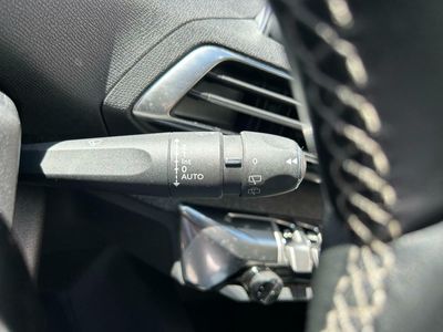 Peugeot 3008 1.5 BlueHDi 96kW (130CV) S&S Allure