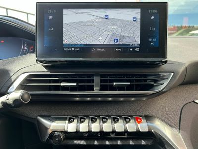 Peugeot 3008 1.5 BlueHDi 96kW (130CV) S&S Allure EAT8