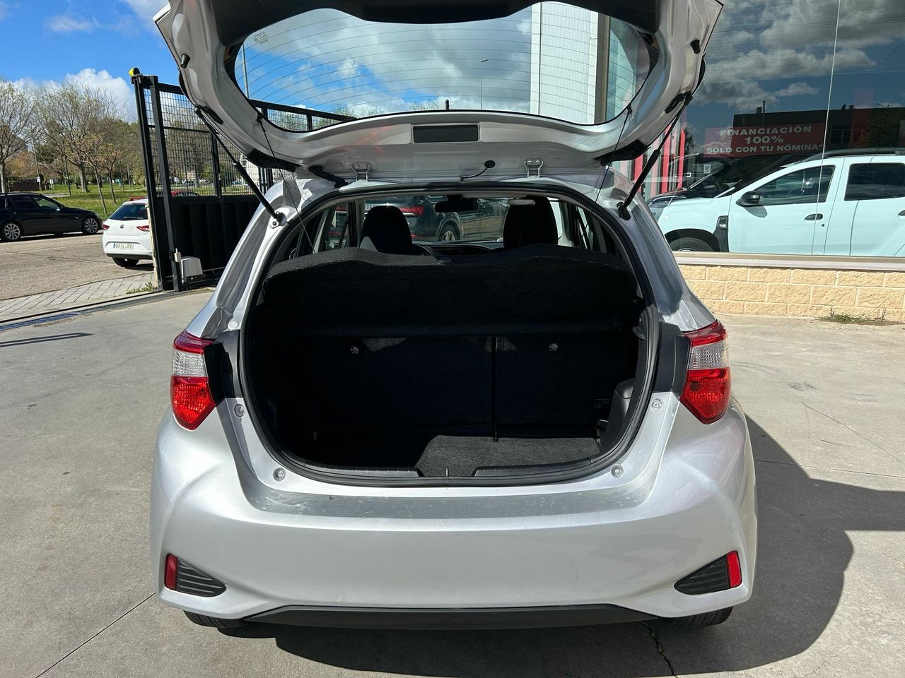 Toyota Yaris 1.5 110 Active Tech - Foto 2