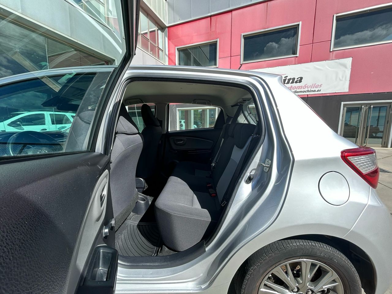 Toyota Yaris 1.5 110 Active Tech - Foto 2