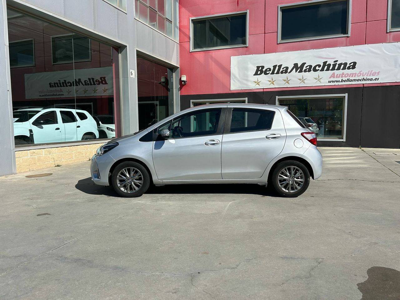 Toyota Yaris 1.5 110 Active Tech - Foto 2