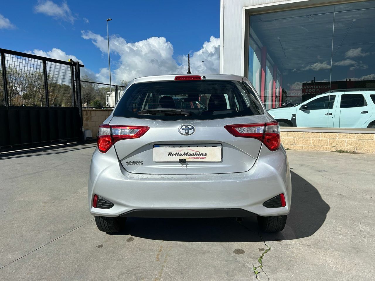 Toyota Yaris 1.5 110 Active Tech - Foto 2