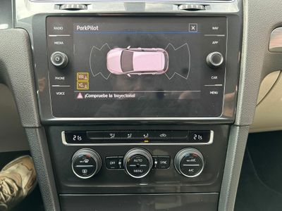 Volkswagen Golf Advance 1.6 TDI 85kW (115CV) DSG