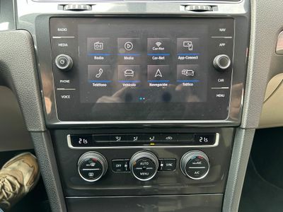 Volkswagen Golf Advance 1.6 TDI 85kW (115CV) DSG