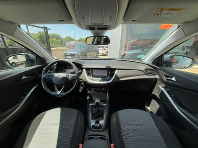 Opel Grandland X 1.2 Turbo Selective