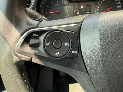 Opel Grandland X 1.2 Turbo Selective