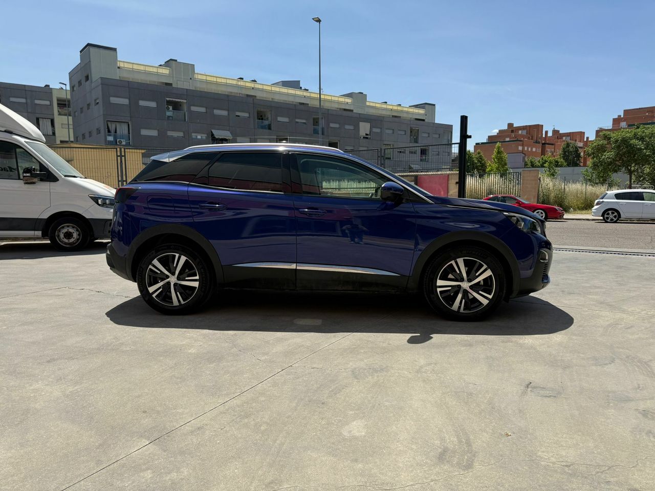 Peugeot 3008 1.5 BlueHDi 96kW (130CV) S&S Allure EAT8 - Foto 2