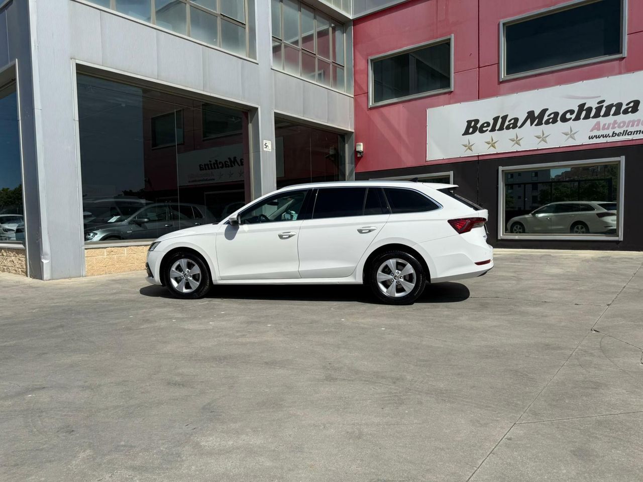 Skoda Octavia Combi 2.0 TDI 110kW(150CV) DSG Ambition - Foto 2